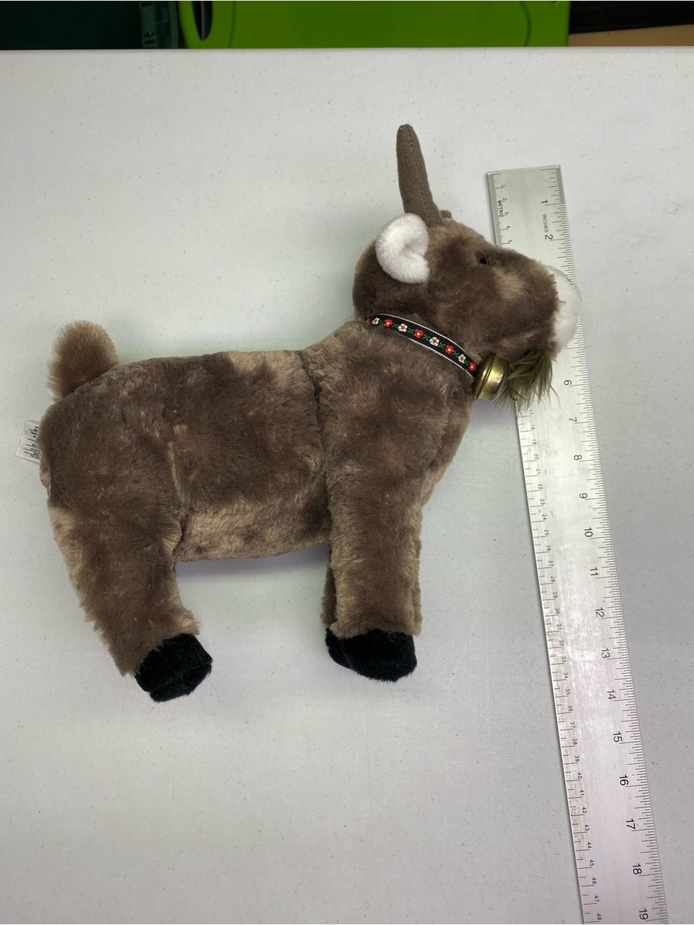 🐐 “Benny” the Goat – Goats on Roof Collectible – Floral Collar & Brass Bell - Picture 5 of 8